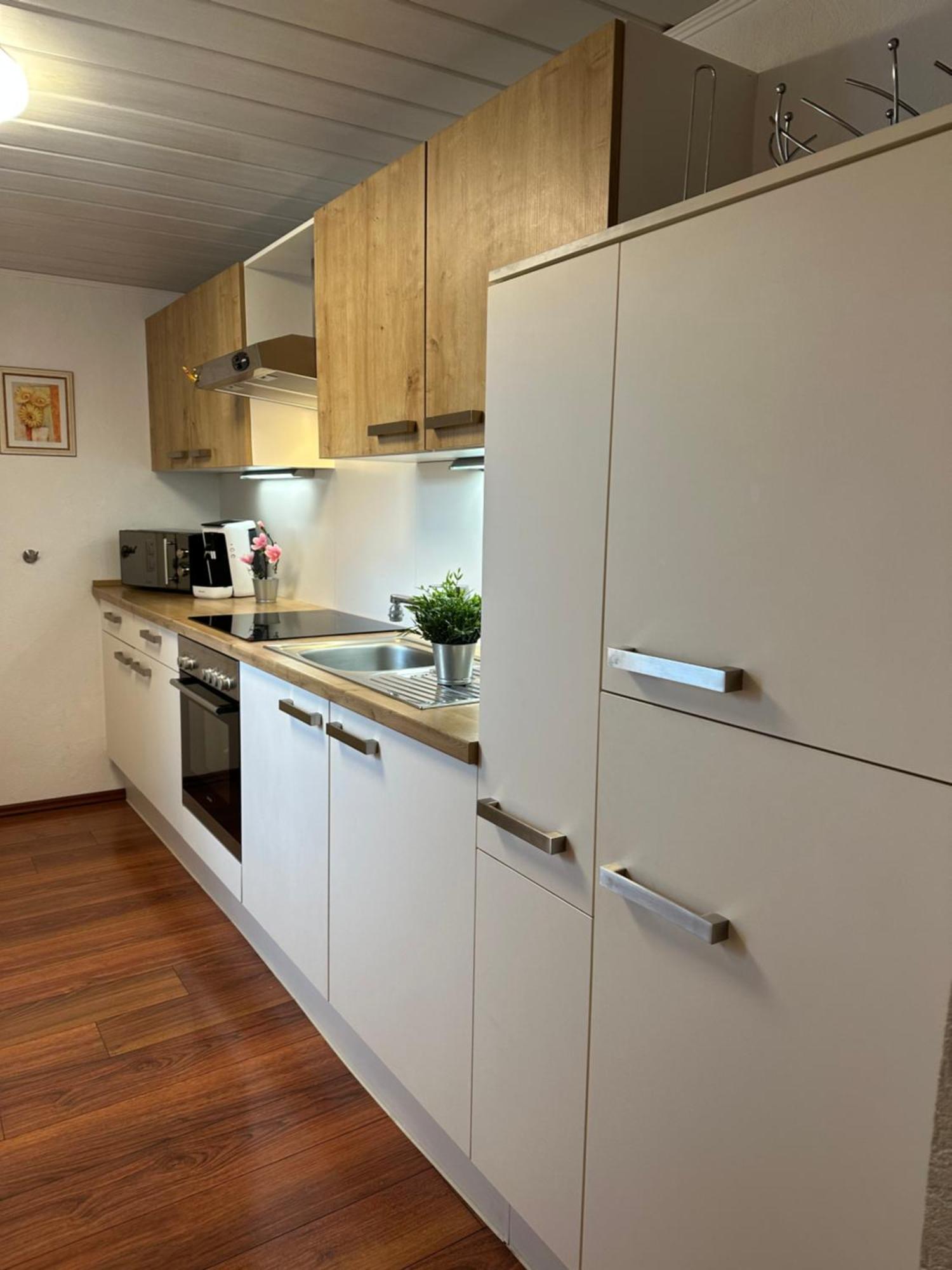 T&T Ferienwohnung Rheinbrohl Exterior photo